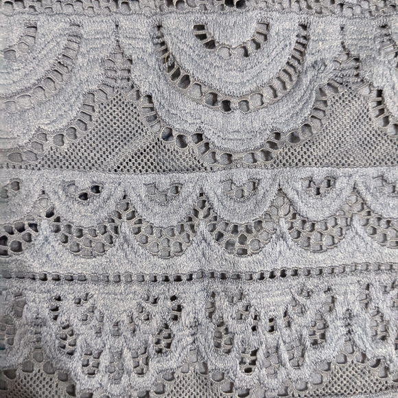 NWT! Lilly Pulitzer Lyra Top High Tide Navy Scalloped Stripe Lace Size S $98 - Picture 8 of 12